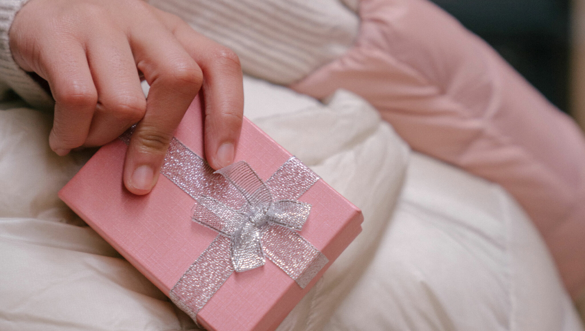 Hamper Ideas for Couples