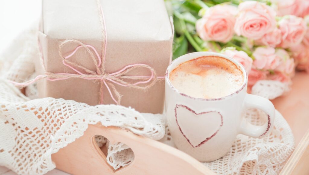 Surprise Your Mother with a Mother’s Day Gift Hamper