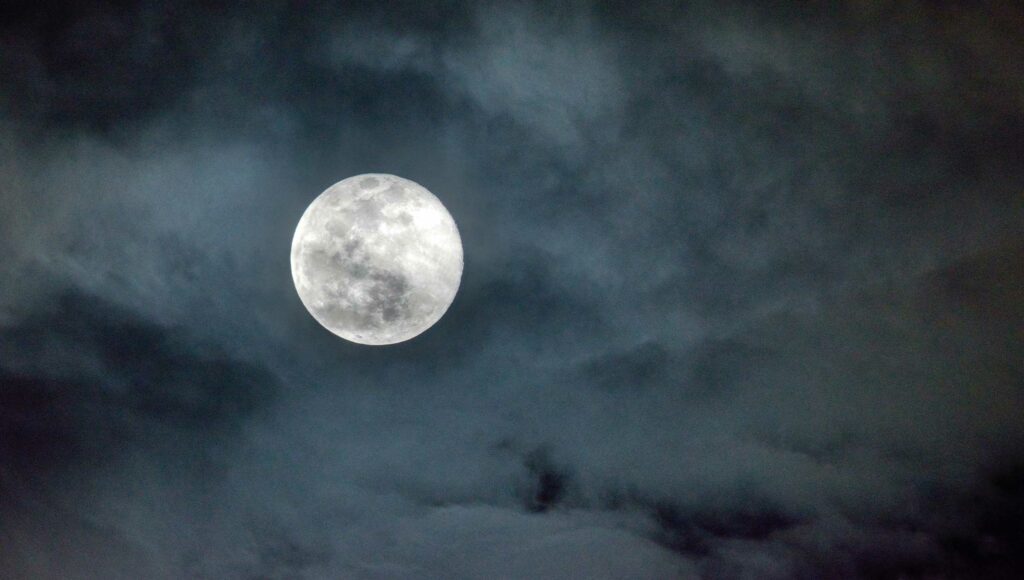 , Where To Go For Full Moon Appreciation