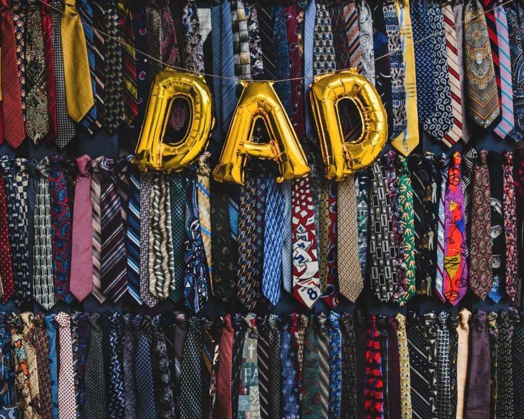 WAYS TO CELEBRATE FATHER’S DAY INDOORS