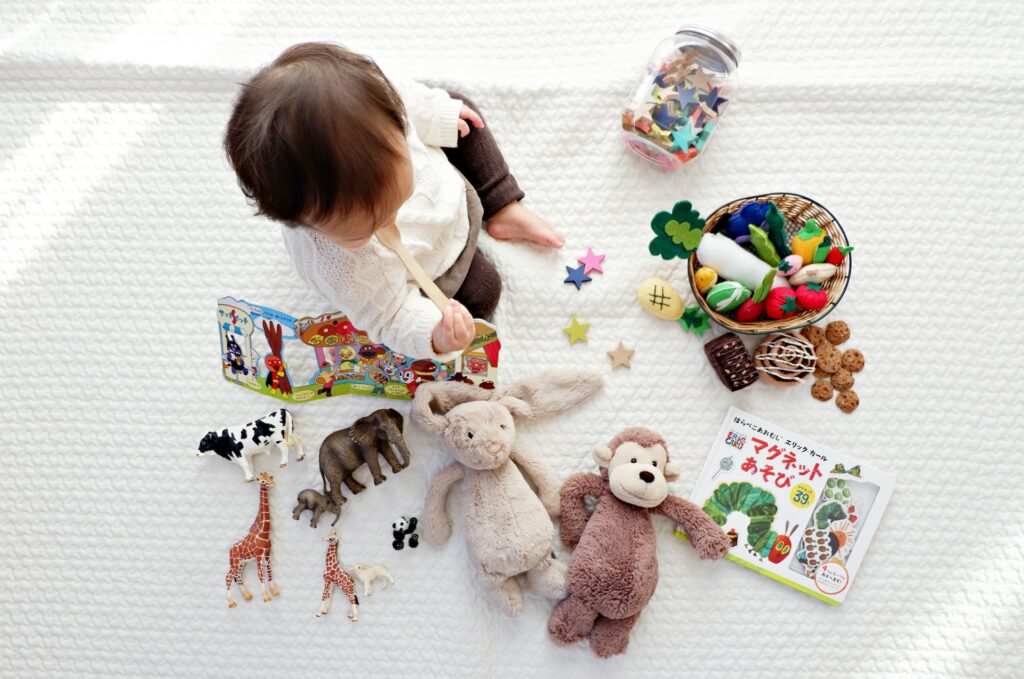 <a></a><strong>2023 New-Born Baby Hamper Trends: Must-Have Items for Your Little One</strong>