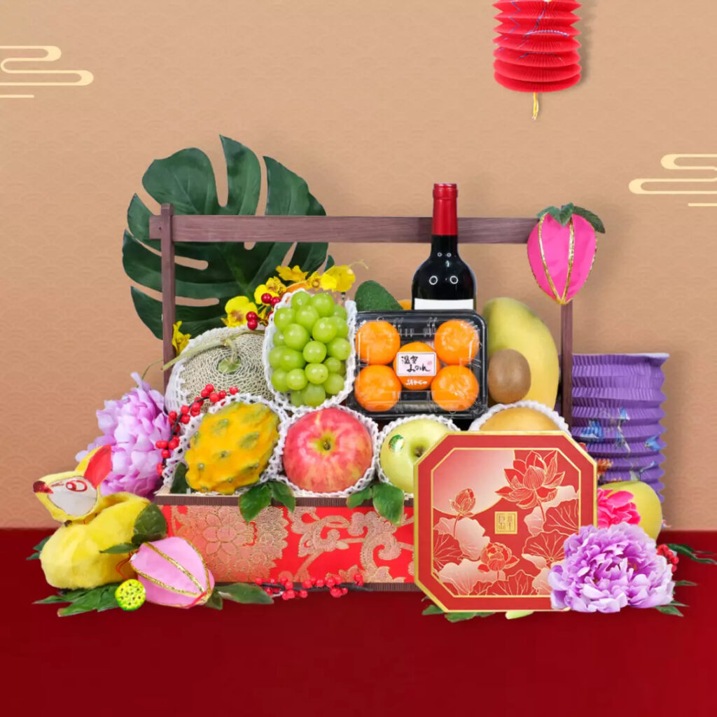 , <a></a><strong>Mooncakes in Mid-Autumn Gifting Traditions</strong>