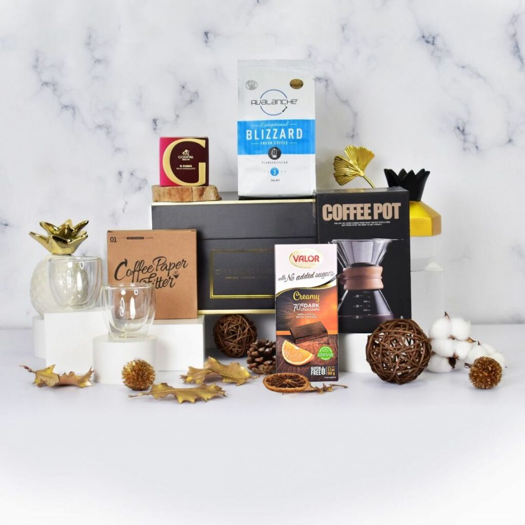 , <a></a><strong>Balancing Flavors and Textures with Your Favorite Coffee and Snacks</strong>
