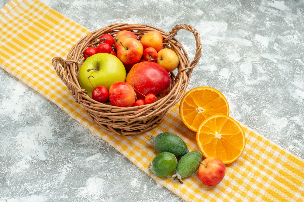 Top 5 Spring Fruits in Season for Your Next Fruit Basket Gift