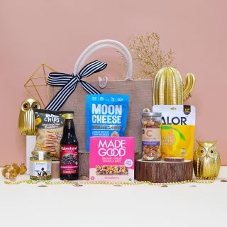 Gourmet Gift Hamper-Happy Snacks Time