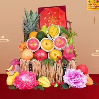 Festive Fruit Hamper with Peninsula Mooncake