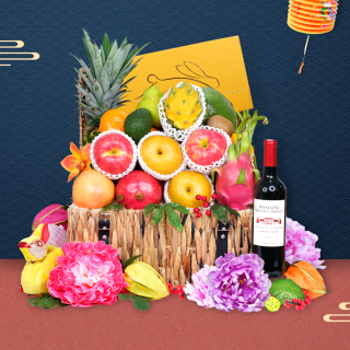 Festive Fruit Hamper with Kee Wah Mooncake & Wine or Champagne