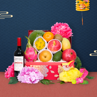 Gold Blossom Fruit Hamper with Wine